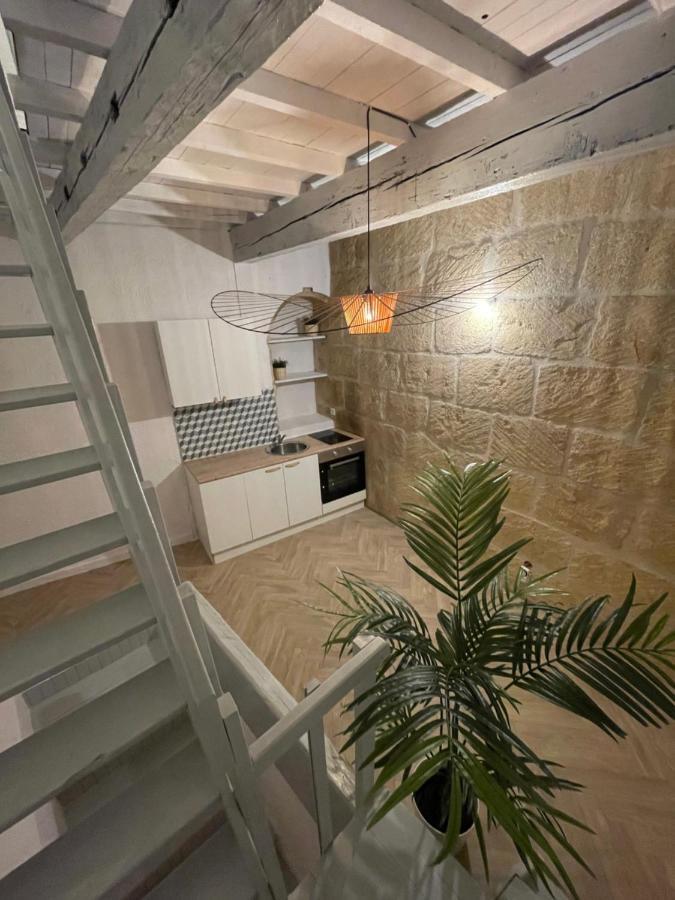 Greenery apartment Meynes Buitenkant foto